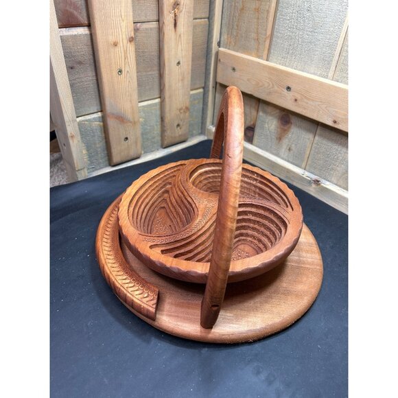 Hand-Carved Wooden Collapsible Basket & Trivet Combo With Intricate Design - Picture 7 of 9